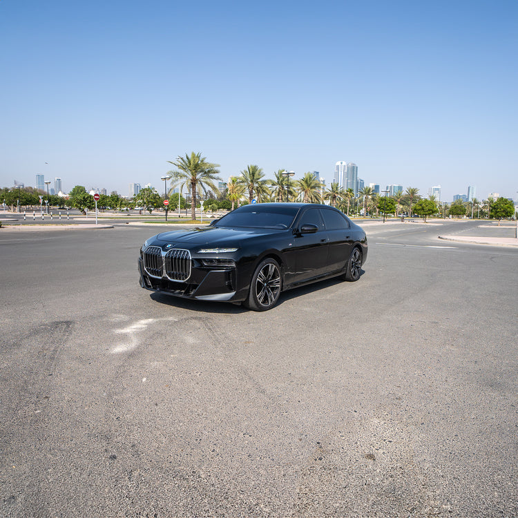 Rent Luxury Sedan Cars in Dubai