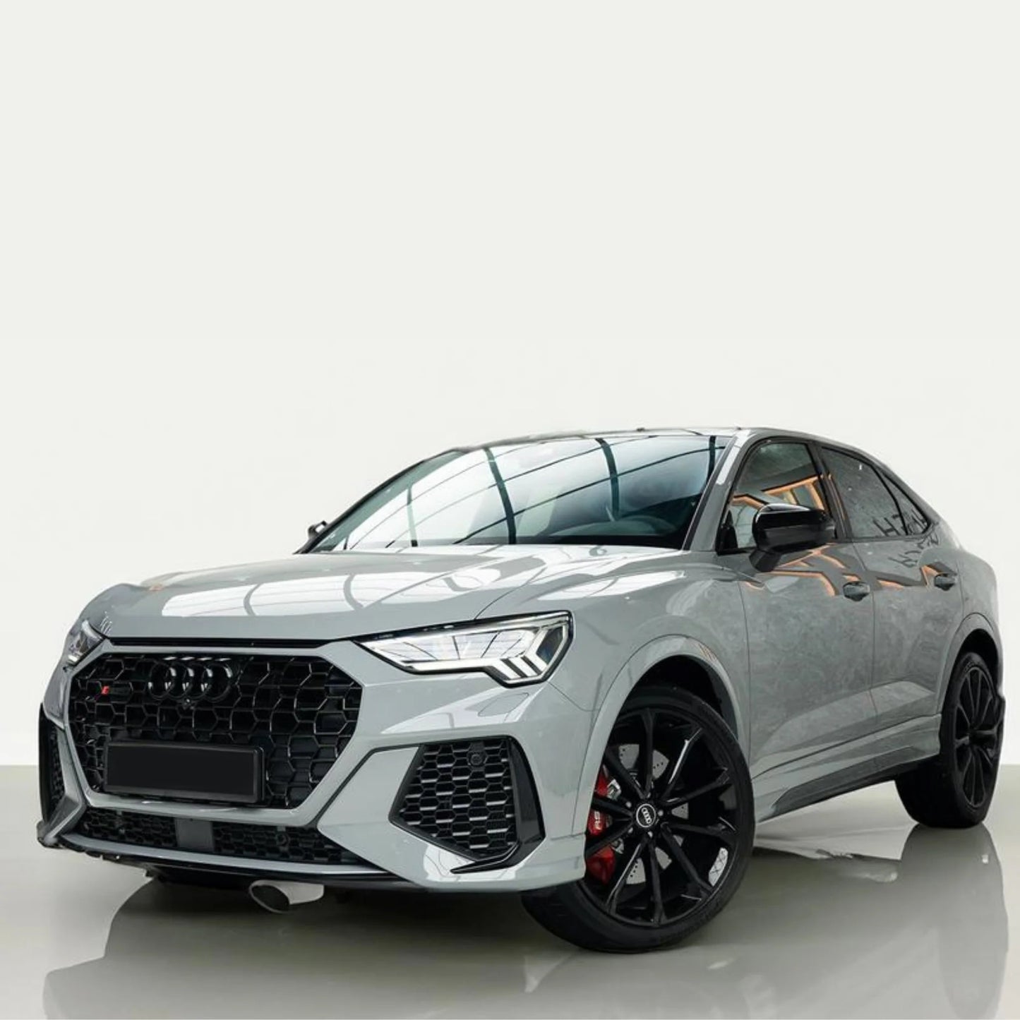 Rent Audi Q3 in Dubai