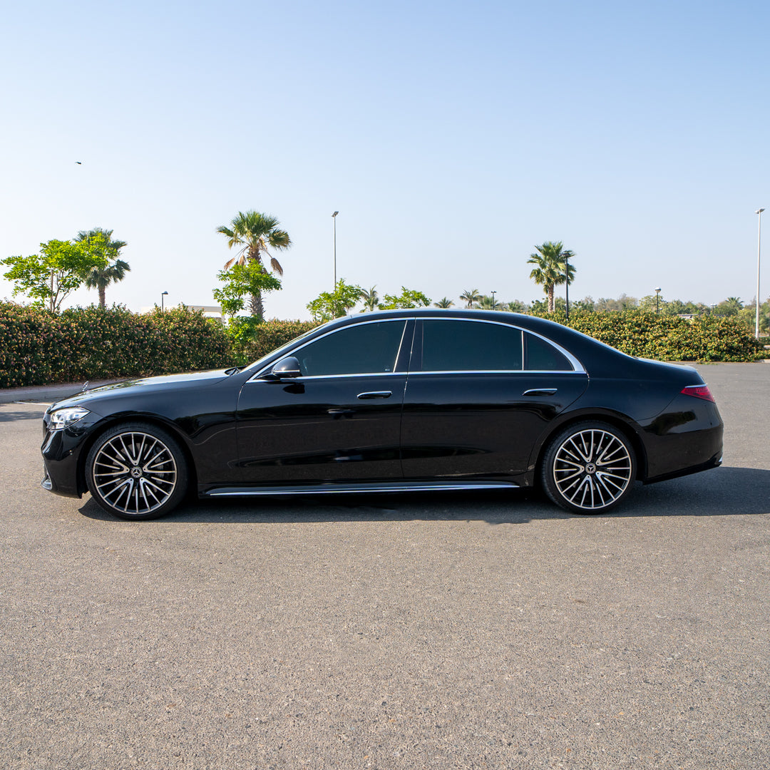 Rent Mercedes S580 in Dubai