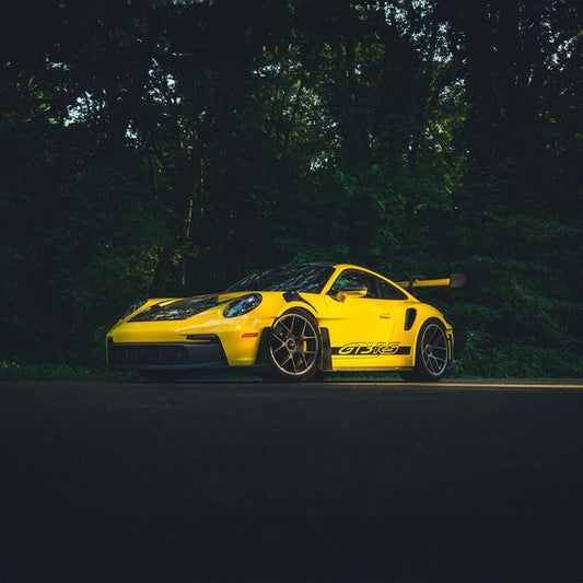 Rent Porsche 911 GT3 in Dubai